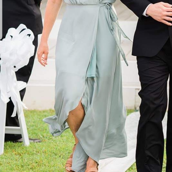 Show me your mumu sophia wrap silver sage - Picture 3 of 3